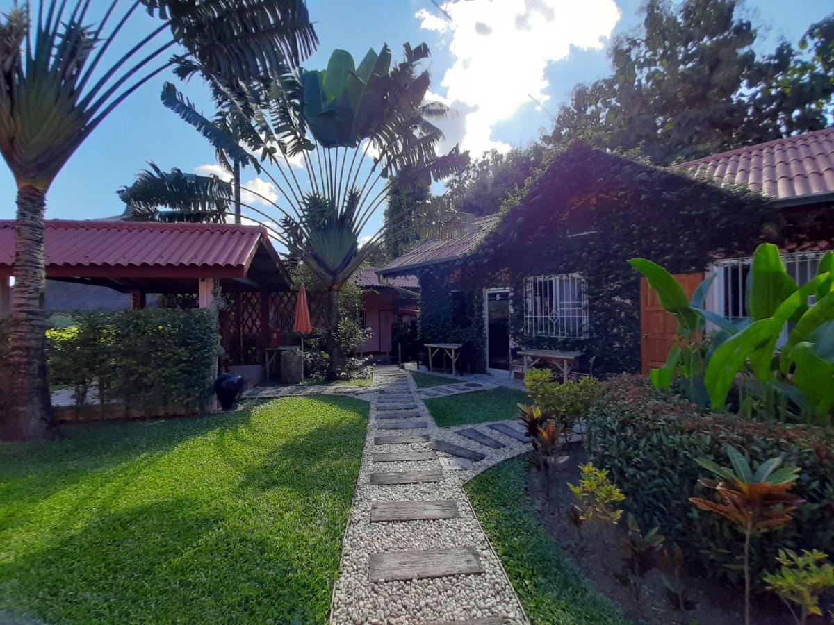 Bed and Breakfast Khuang Na Farmview Мае Чаем Экстерьер фото